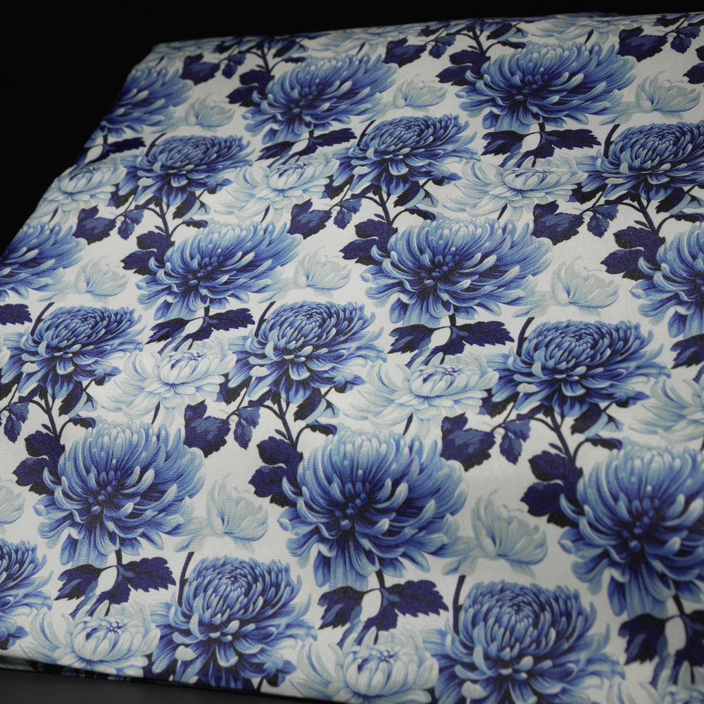 dark blue flower
